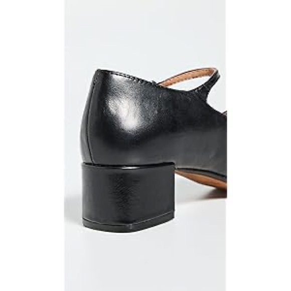 Classic Black Mary Jane Block Heel Pumps - Picture 2 of 5